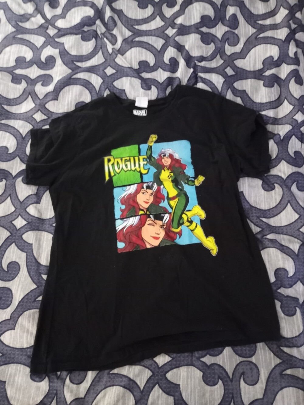 MARVEL "ROGUE" tshirt